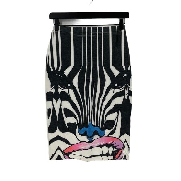 Graphic Zebra Face Pink Lips Print White Black Women's Midi Skirt Size Small S - Picture 1 of 3